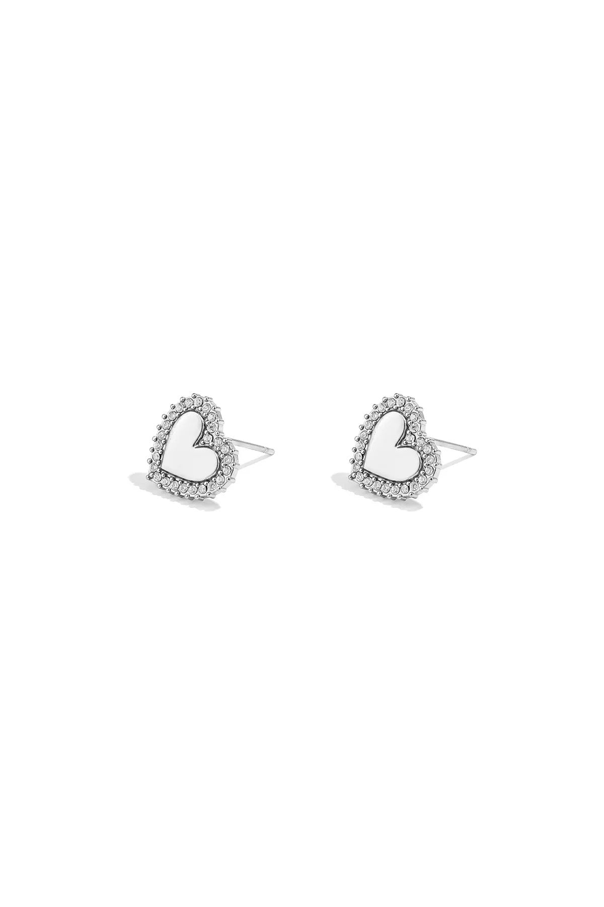 Studs hartjes oorbellen zilver