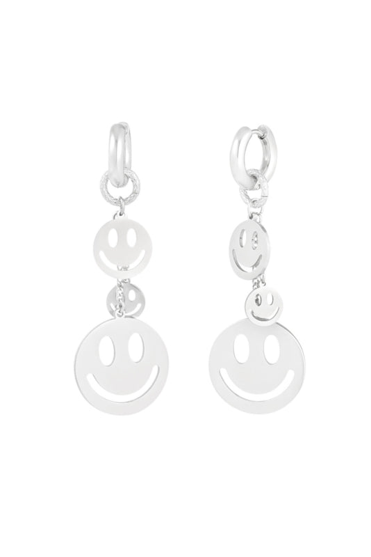 Smiley oorbellen zilver