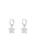 Bloemen oorbellen zilver